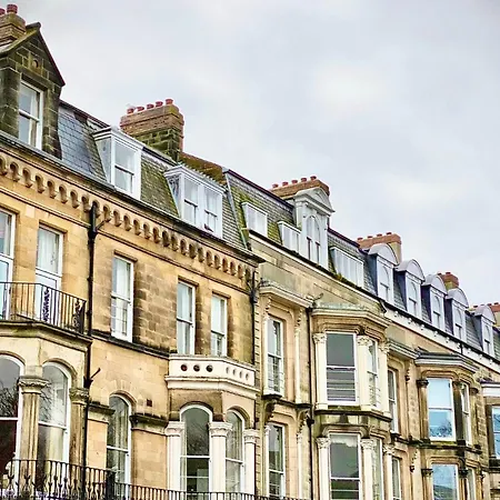 Esplanade Garden Apartment